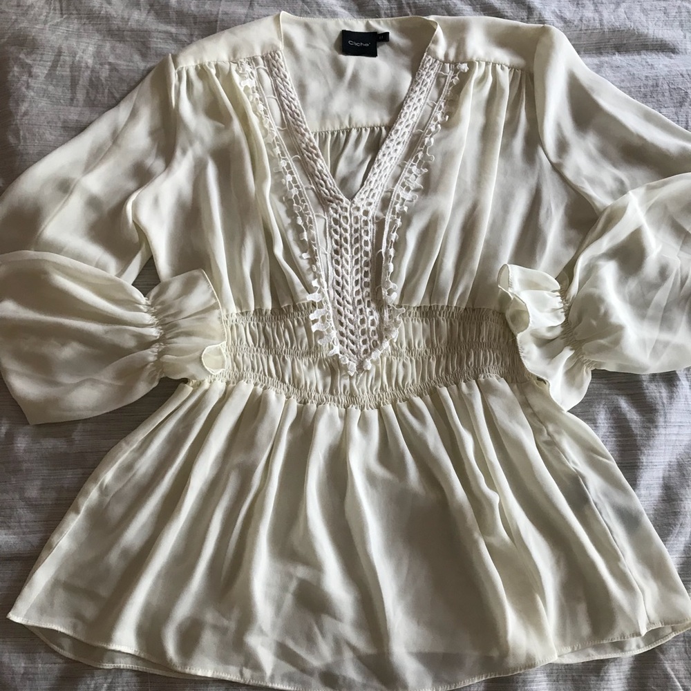 Cliche cream blouse